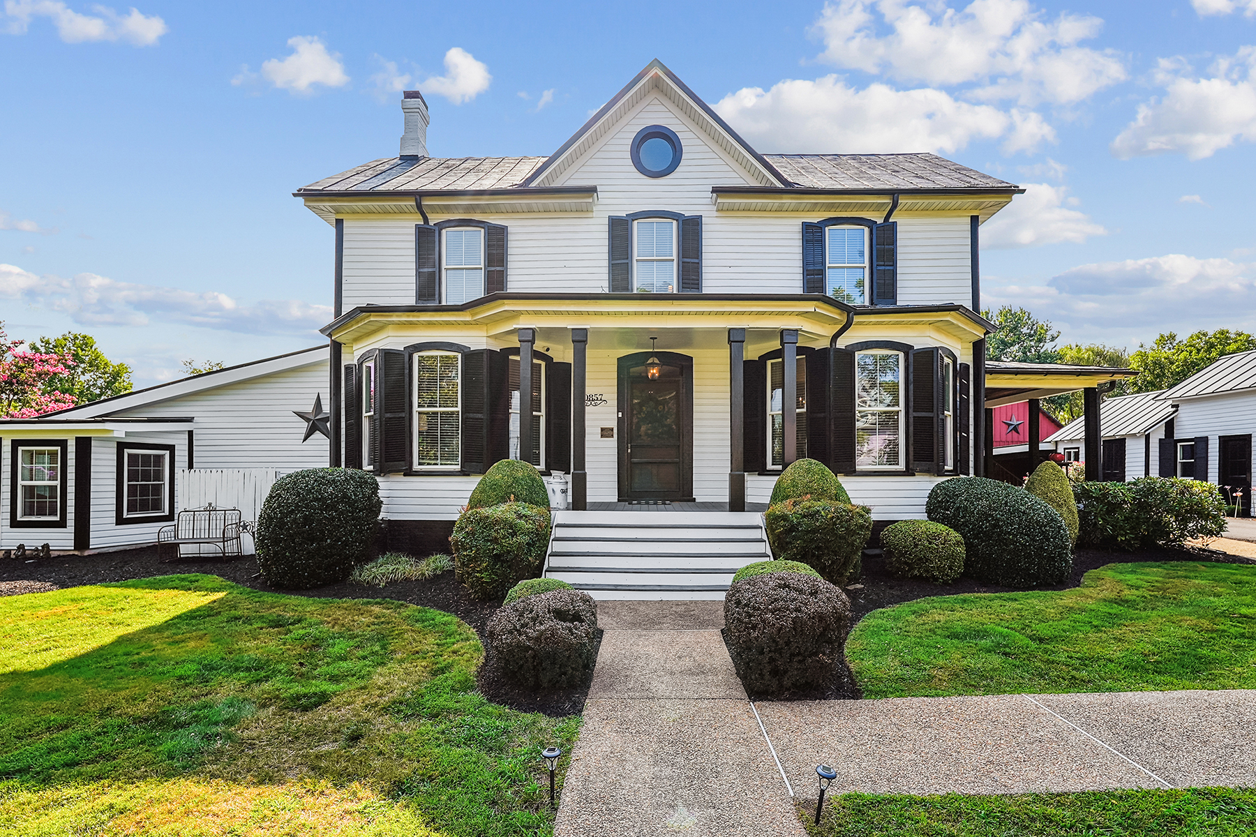 20857 Ashburn Rd