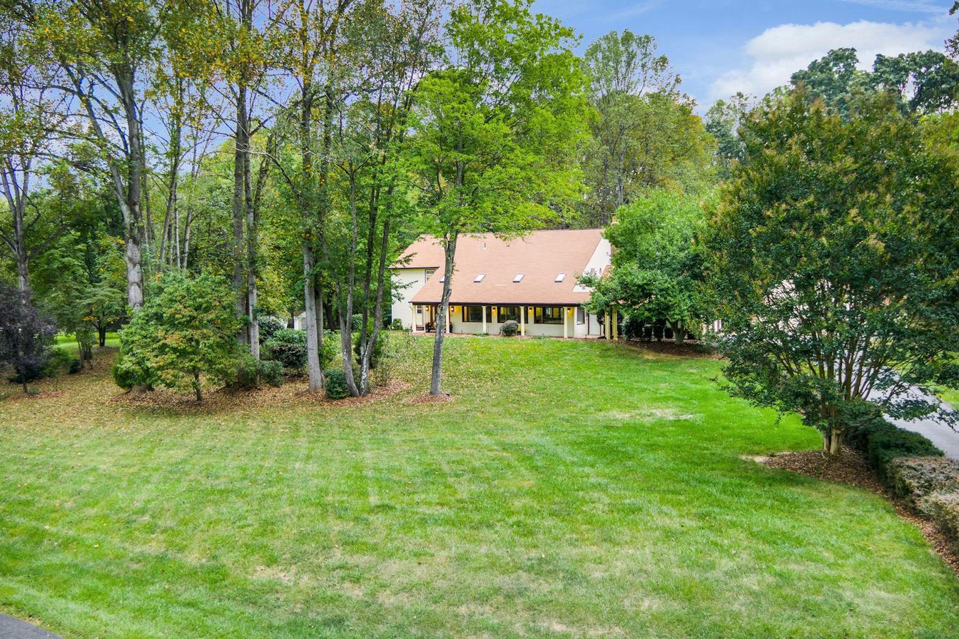10702 Milkweed Dr